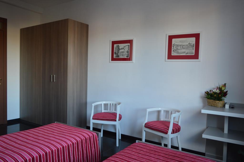 Il Corso Bed & Breakfast Novara Ngoại thất bức ảnh